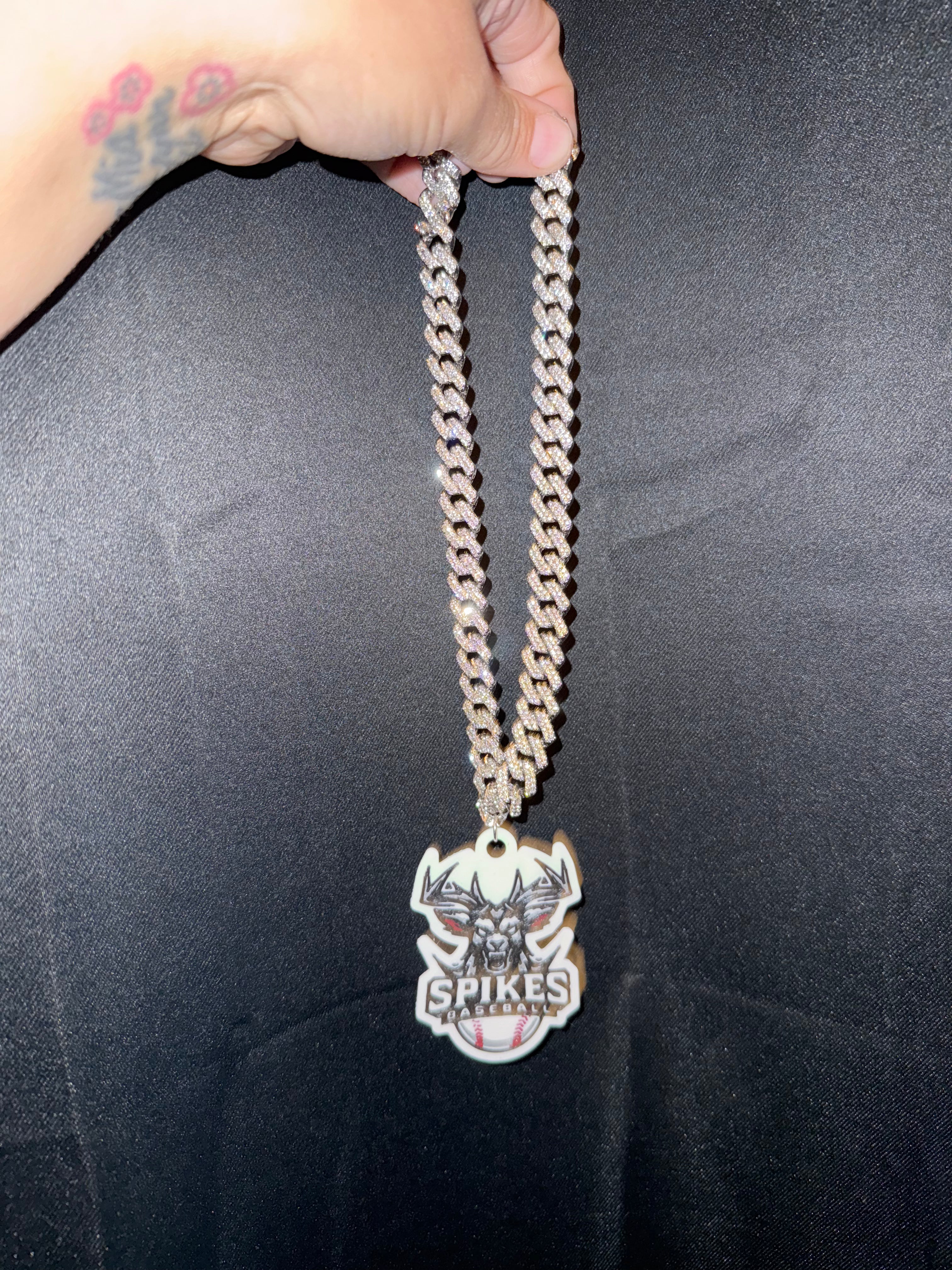Metal chain logo necklace
