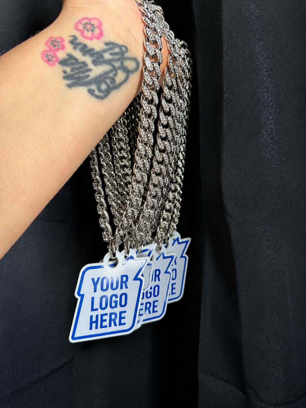 Metal chain logo necklace